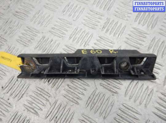 Кронштейн пластмассовый BM3227817 на BMW 5-series (E60/61)