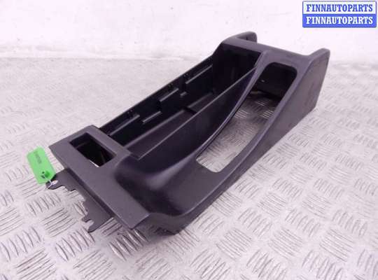купить Консоль центральная на BMW 3-series (E46)