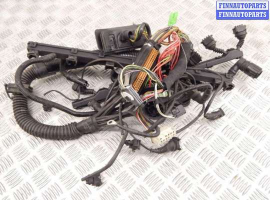 Проводка моторного отсека BM3221912 на BMW 5-series (E39)
