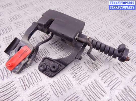 купить Петля крышки багажника на BMW 3-series (E46)