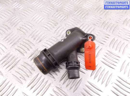 Патрубок двигателя BM3220826 на BMW 5-series (E39)