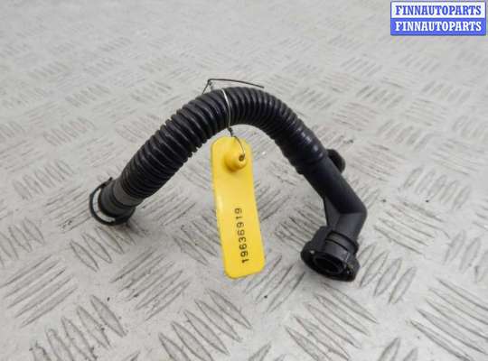 Патрубок двигателя BM3220857 на BMW 5-series (E39)