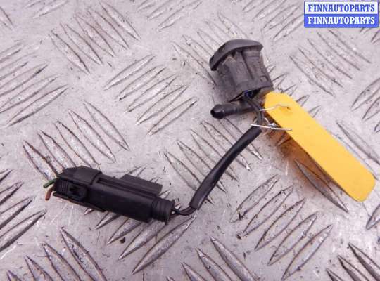 купить Форсунка омывателя лобового стекла на BMW 5-series (E39)