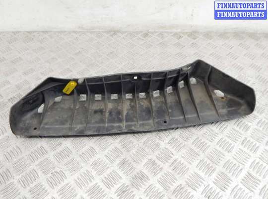 Кронштейн пластмассовый BM3227787 на BMW 5-series (E60/61)