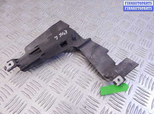 Кронштейн пластмассовый BM3206357 на BMW 3-series (E46)