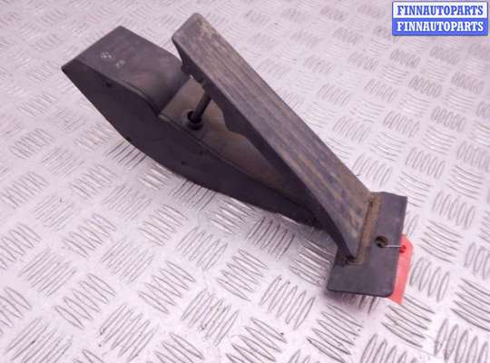 Педаль BM3596857 на BMW 3-series (E90/91/92)