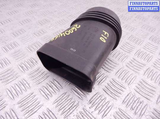 Патрубок двигателя BM3656191 на BMW 5-series (F10/11)