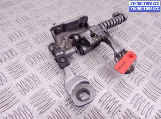 купить Петля крышки багажника на BMW 3-series (E90/91/92)