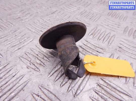 купить Заглушка пластмассовая на BMW 3-series (E36)