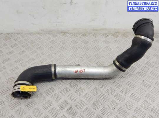 Патрубок двигателя BM3420414 на BMW 5-series (E60/61)