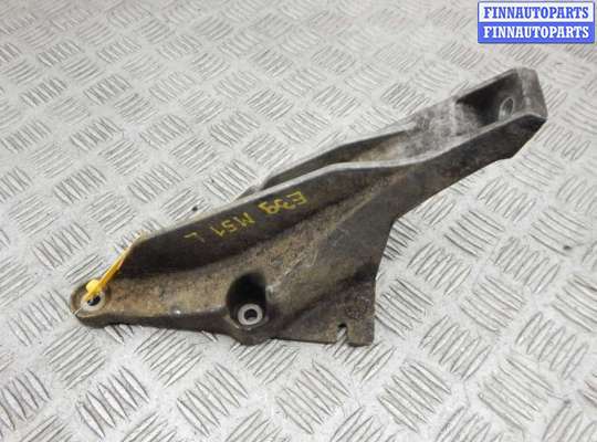 купить Кронштейн металлический на BMW 5-series (E39)