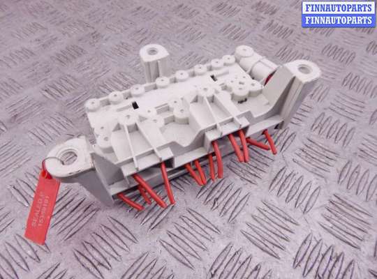купить Блок предохранителей на BMW 5-series (E39)