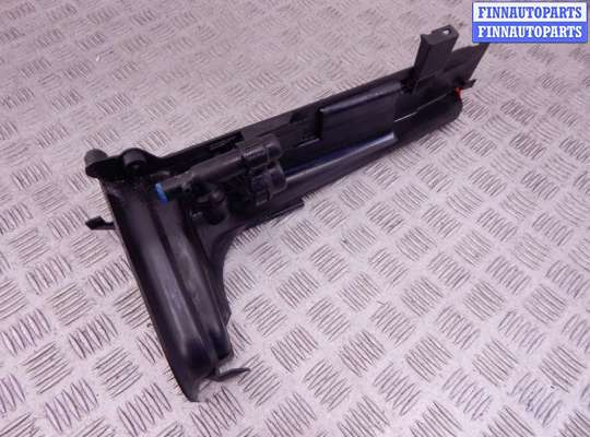 Кронштейн пластмассовый BM3543652 на BMW 3-series (E46)