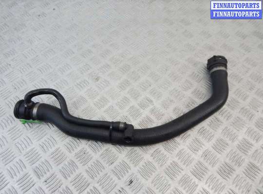 Патрубок двигателя BM3228529 на BMW 5-series (E60/61)