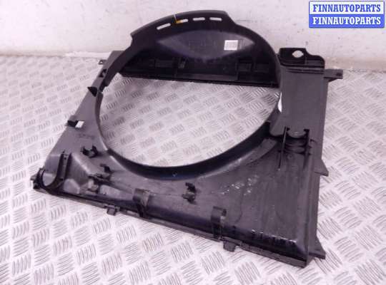 Диффузор радиатора BM3663428 на BMW 5-series (E39)