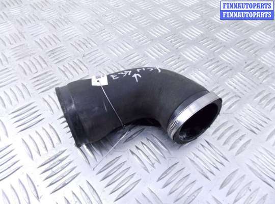 Патрубок двигателя BM3220568 на BMW 5-series (E39)