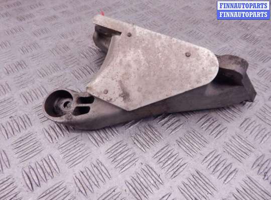 Кронштейн ДВС (лапа)