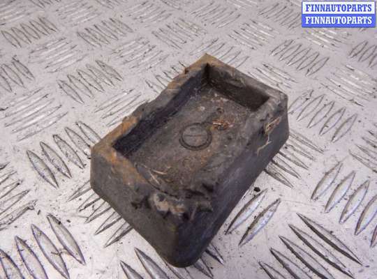 Поддомкратник пластмассовый BM3208375 на BMW 3-series (E46)