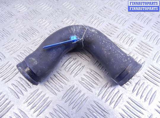 Патрубок двигателя BM3220532 на BMW 5-series (E39)