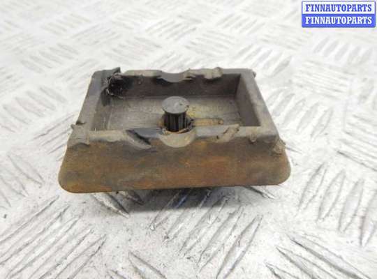 Поддомкратник пластмассовый BM3221472 на BMW 5-series (E39)