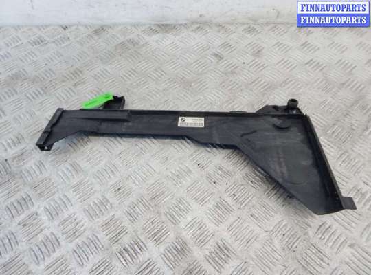 Кронштейн пластмассовый BM3206374 на BMW 3-series (E46)