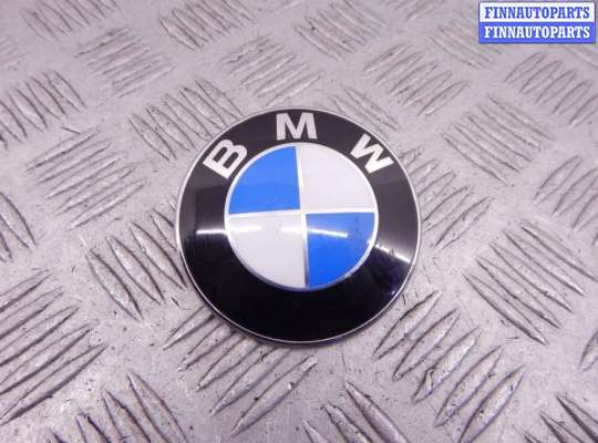 Автомобильная эмблема BM3660586 на BMW 5-series (E39)