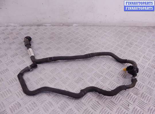 Патрубок двигателя BM3235567 на BMW i3-series (I01)