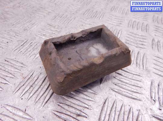 Поддомкратник пластмассовый BM3521895 на BMW 5-series (E39)