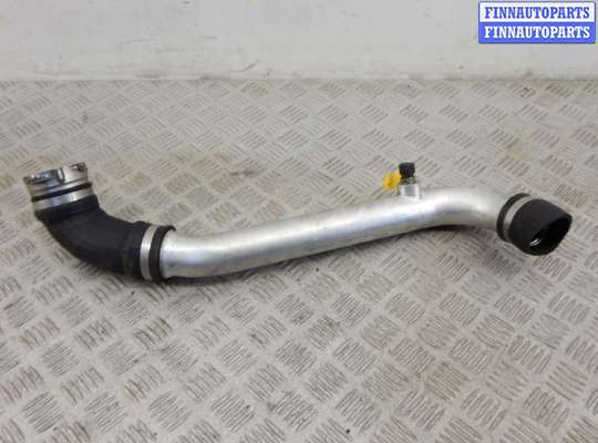 Патрубок двигателя BM3263474 на BMW X5-series (E53)