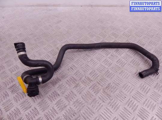 Патрубок двигателя BM3236708 на BMW X3-series (E83)