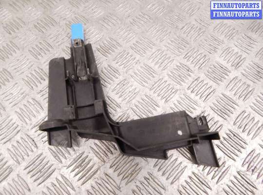 Кронштейн пластмассовый BM3206101 на BMW 3-series (E46)