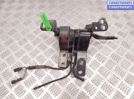 Петля крышки багажника BM3420566 на BMW 5-series (E60/61)