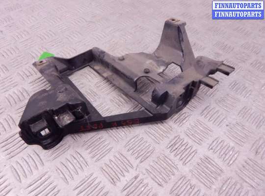 Кронштейн пластмассовый BM3433352 на BMW X5-series (E53)