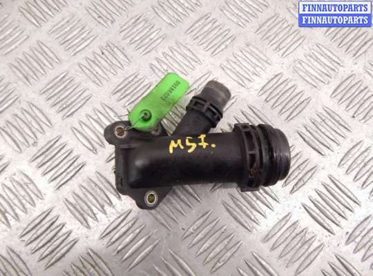 Патрубок двигателя BM3220876 на BMW 5-series (E39)