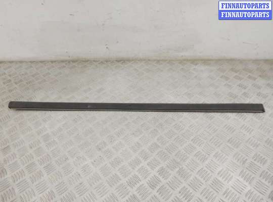 Молдинг BM3232433 на BMW 7-series (E38)