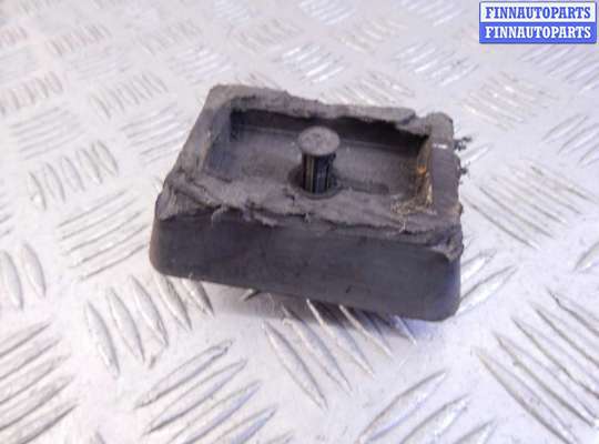 Поддомкратник пластмассовый BM3208316 на BMW 3-series (E46)