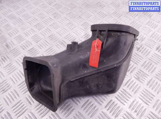 Воздуховод пластмассовый BM3233173 на BMW 7-series (E65/66)