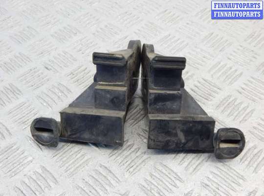 Кронштейн пластмассовый BM3206272 на BMW 3-series (E46)