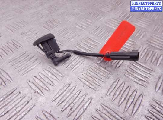 купить Форсунка омывателя лобового стекла на BMW X5-series (E53)