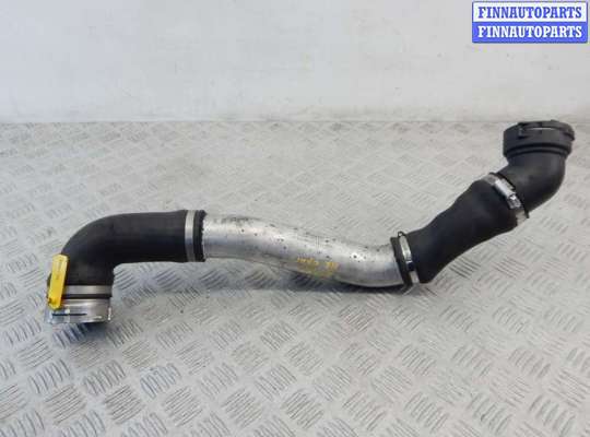 Патрубок двигателя BM3234033 на BMW 7-series (E65/66)