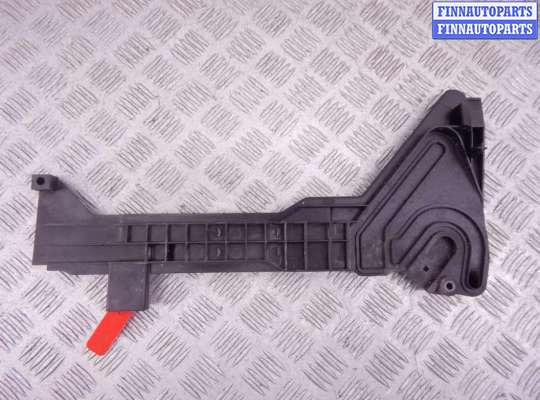 Кронштейн пластмассовый BM3547475 на BMW 3-series (E46)