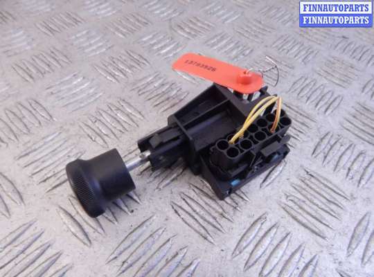 Переключатель кнопочный BM3392696 на BMW 3-series (E36)