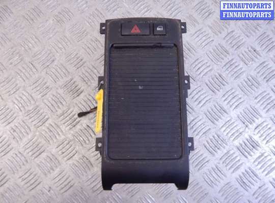 Подстаканник пластмассовый BM3241793 на BMW X5-series (E53)