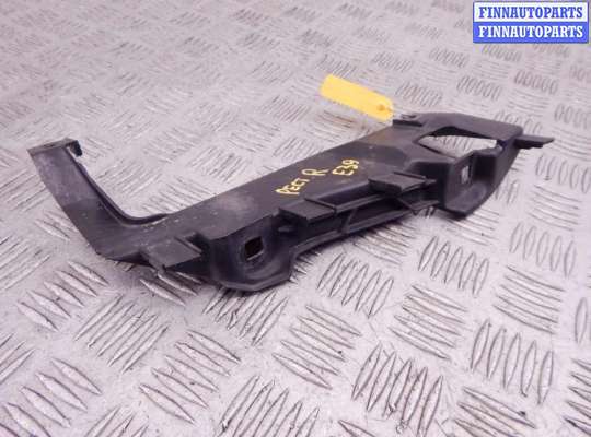 купить Кронштейн пластмассовый на BMW 5-series (E39)