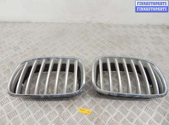 Решетка радиатора BM3264451 на BMW X5-series (E70)