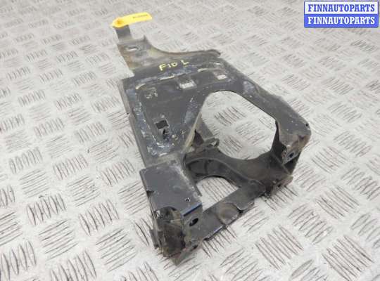 купить Кронштейн металлический на BMW 5-series (F10/11)