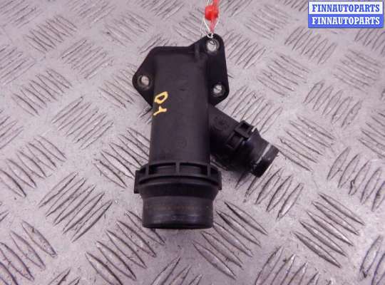 Купить Патрубок двигателя на BMW 5-series (E39) Патрубок двигателя BM3553358 на BMW 5-series (E39)