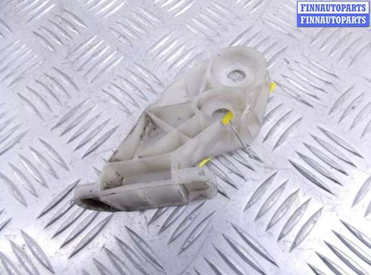 Кронштейн пластмассовый BM3206137 на BMW 3-series (E46)