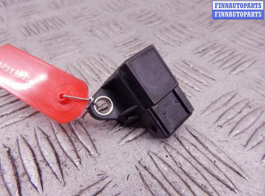 Купить Датчик давления наддува (клапан турбины) на BMW 5-series (E39) Датчик давления наддува (клапан турбины) BM3553316 на BMW 5-series (E39)