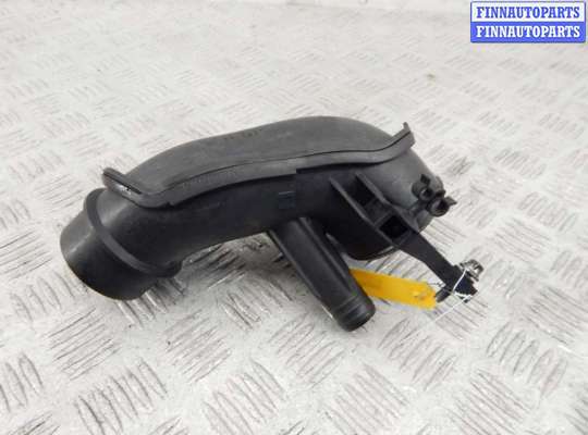 Патрубок двигателя BM3264348 на BMW X5-series (E70)